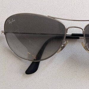 Ray-Ban Aviator Sunglasses RB3362 - Silver/Gray - Excellent condition